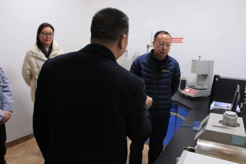 三门峡市陕州区水利局张局长,自来水公司赵总经理等人莅临陕西SBOBET利记官网实业公司考察指导工作 三门峡市陕州区水利局张局长,自来水公司赵总经理等人莅临陕西SBOBET利记官网实业公司考察指导工作